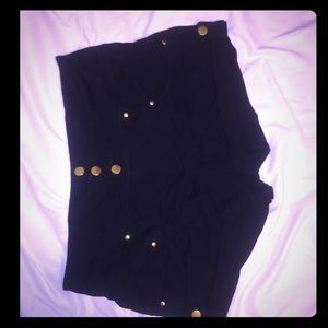 Stretchy black shorts, size xl never worn